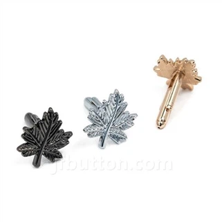 ٹکسڈو شرٹ کے بٹن کا احاطہ کرتا ہے