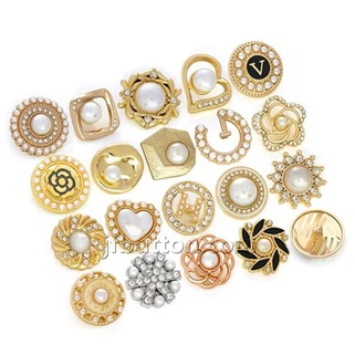 کوٹ کے لئے سونے کے بٹن